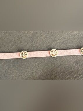 Tory Burch Pink Leather Logo-Disc Bracelet with Gold Hardware